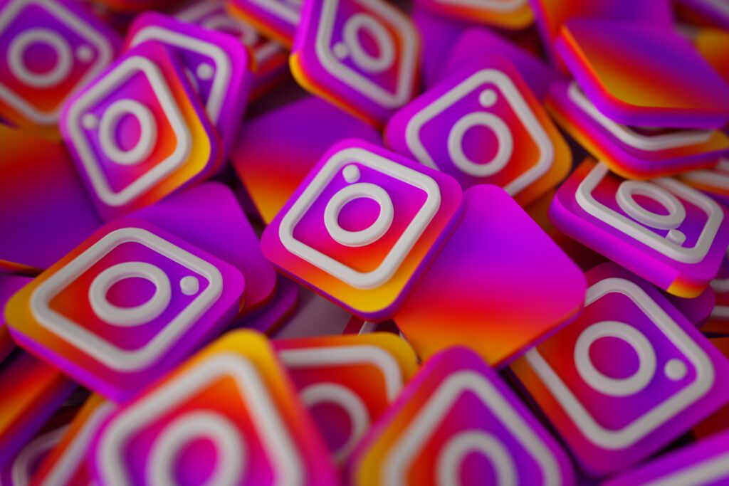 8 Strategies to Get Noticed on Instagram